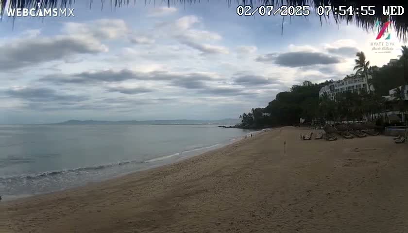 Hyatt Ziva, Playa Les Escates Beach Live Cam - Puerto Vallarta, Jalisco, Mexico