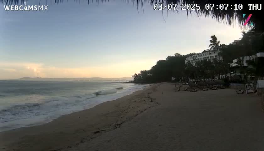 Hyatt Ziva, Playa Les Escates Beach Live Cam - Puerto Vallarta, Jalisco, Mexico