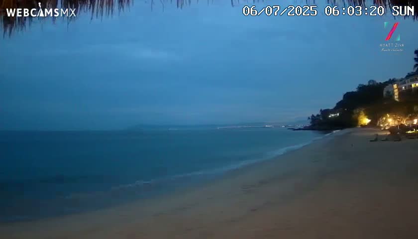 Hyatt Ziva, Playa Les Escates Beach Live Cam - Puerto Vallarta, Jalisco, Mexico