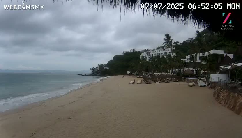 Hyatt Ziva, Playa Les Escates Beach Live Cam - Puerto Vallarta, Jalisco, Mexico