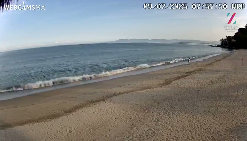 Hyatt Ziva, Playa Les Escates Beach Live Cam - Puerto Vallarta, Jalisco, Mexico