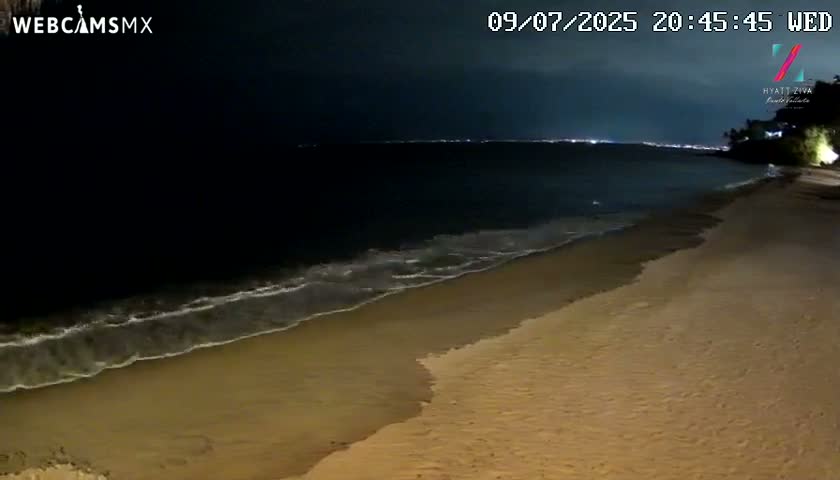 Hyatt Ziva, Playa Les Escates Beach Live Cam - Puerto Vallarta, Jalisco, Mexico
