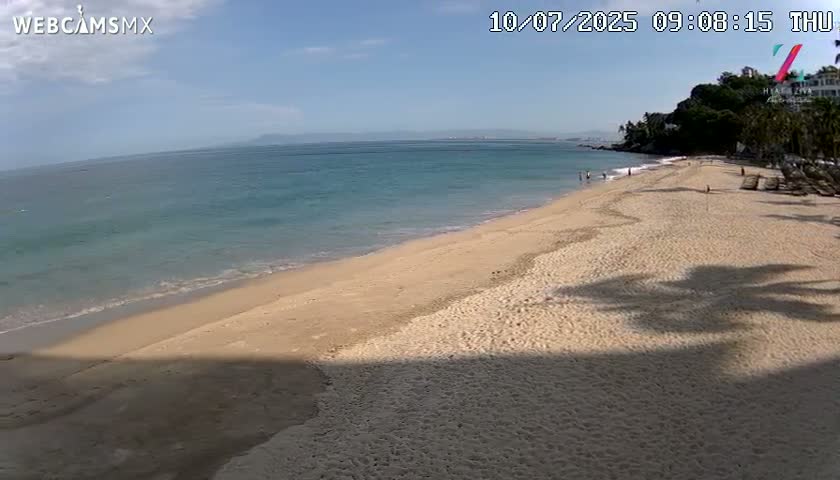 Hyatt Ziva, Playa Les Escates Beach Live Cam - Puerto Vallarta, Jalisco, Mexico