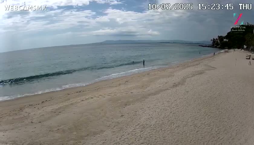 Hyatt Ziva, Playa Les Escates Beach Live Cam - Puerto Vallarta, Jalisco, Mexico
