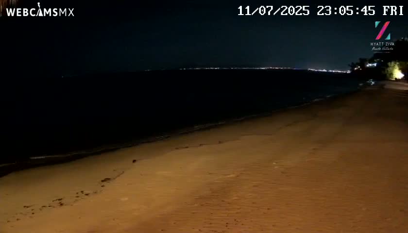 Hyatt Ziva, Playa Les Escates Beach Live Cam - Puerto Vallarta, Jalisco, Mexico