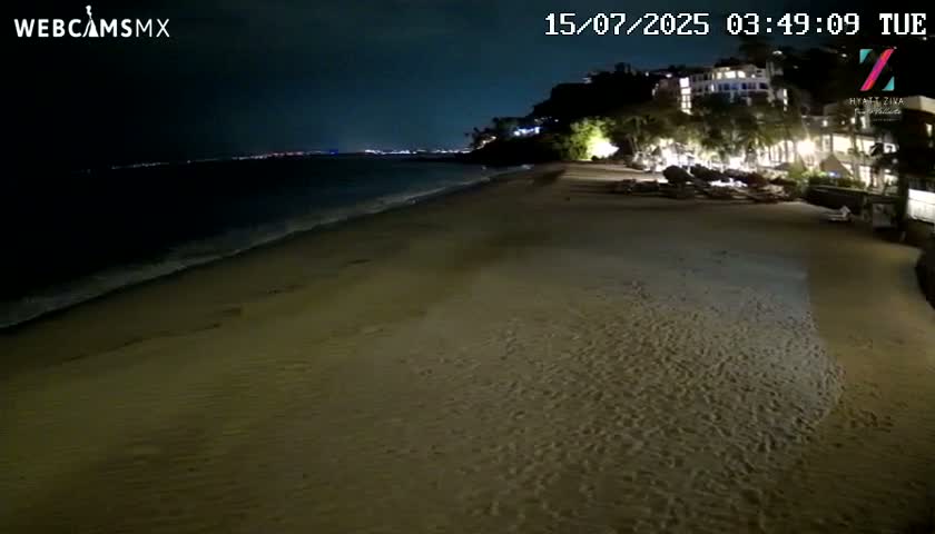 Hyatt Ziva, Playa Les Escates Beach Live Cam - Puerto Vallarta, Jalisco, Mexico