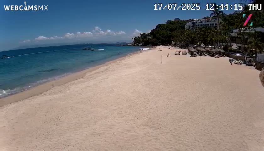 Hyatt Ziva, Playa Les Escates Beach Live Cam - Puerto Vallarta, Jalisco, Mexico