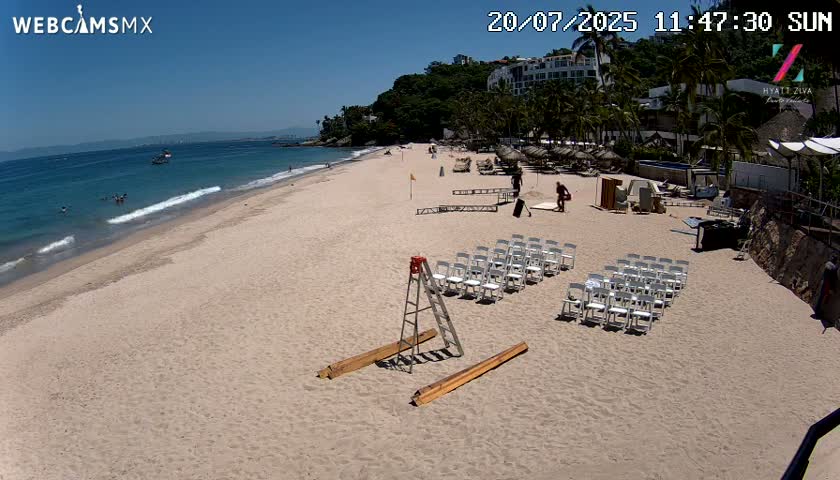 Hyatt Ziva, Playa Les Escates Beach Live Cam - Puerto Vallarta, Jalisco, Mexico