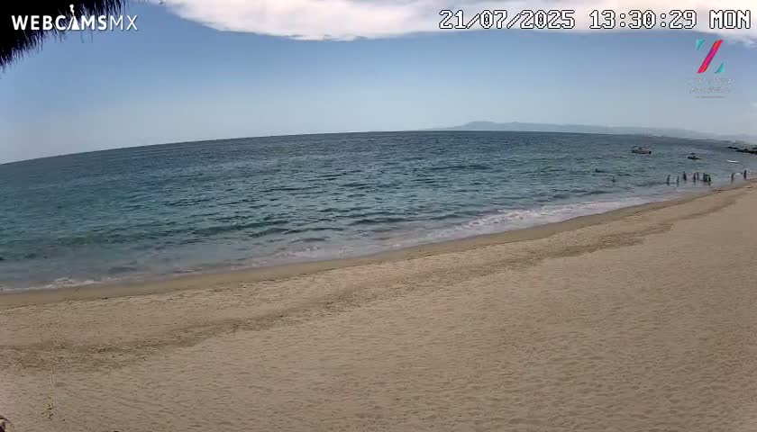 Hyatt Ziva, Playa Les Escates Beach Live Cam - Puerto Vallarta, Jalisco, Mexico