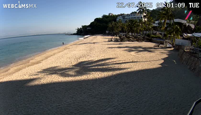 Hyatt Ziva, Playa Les Escates Beach Live Cam - Puerto Vallarta, Jalisco, Mexico
