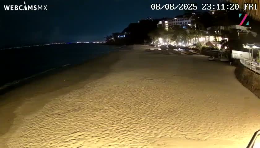 Hyatt Ziva, Playa Les Escates Beach Live Cam - Puerto Vallarta, Jalisco, Mexico