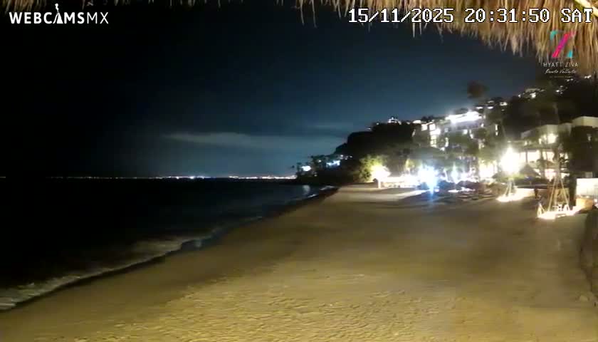 Hyatt Ziva, Playa Les Escates Beach Live Cam - Puerto Vallarta, Jalisco, Mexico