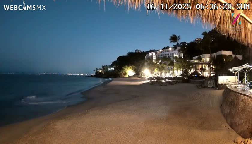 Hyatt Ziva, Playa Les Escates Beach Live Cam - Puerto Vallarta, Jalisco, Mexico
