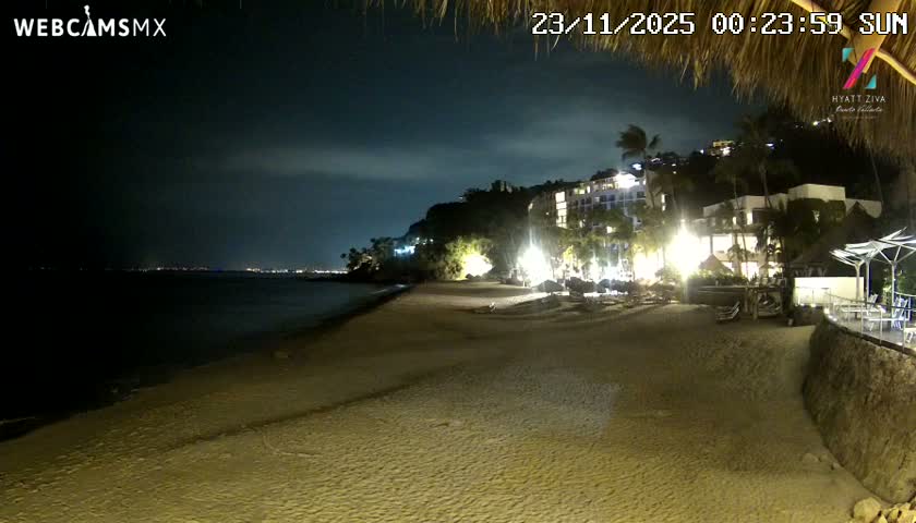 Hyatt Ziva, Playa Les Escates Beach Live Cam - Puerto Vallarta, Jalisco, Mexico