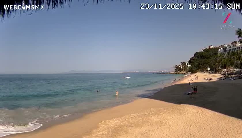 Hyatt Ziva, Playa Les Escates Beach Live Cam - Puerto Vallarta, Jalisco, Mexico