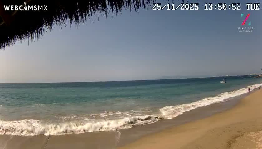 Hyatt Ziva, Playa Les Escates Beach Live Cam - Puerto Vallarta, Jalisco, Mexico