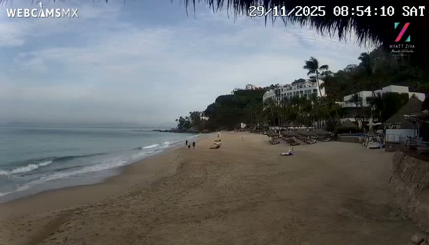 Hyatt Ziva, Playa Les Escates Beach Live Cam - Puerto Vallarta, Jalisco, Mexico
