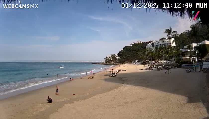 Hyatt Ziva, Playa Les Escates Beach Live Cam - Puerto Vallarta, Jalisco, Mexico