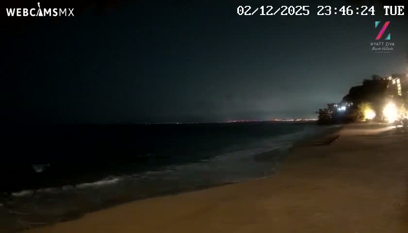 Hyatt Ziva, Playa Les Escates Beach Live Cam - Puerto Vallarta, Jalisco, Mexico