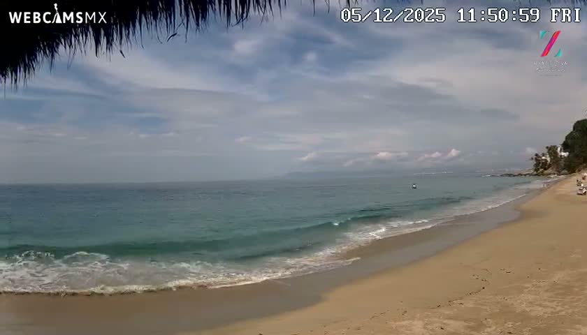 Hyatt Ziva, Playa Les Escates Beach Live Cam - Puerto Vallarta, Jalisco, Mexico