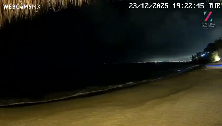 Hyatt Ziva, Playa Les Escates Beach Live Cam - Puerto Vallarta, Jalisco, Mexico