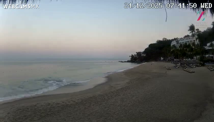 Hyatt Ziva, Playa Les Escates Beach Live Cam - Puerto Vallarta, Jalisco, Mexico