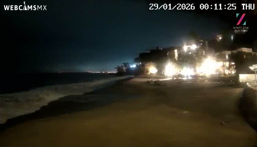Hyatt Ziva, Playa Les Escates Beach Live Cam - Puerto Vallarta, Jalisco, Mexico