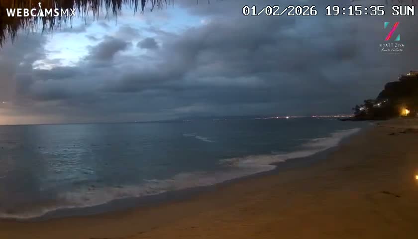 Hyatt Ziva, Playa Les Escates Beach Live Cam - Puerto Vallarta, Jalisco, Mexico