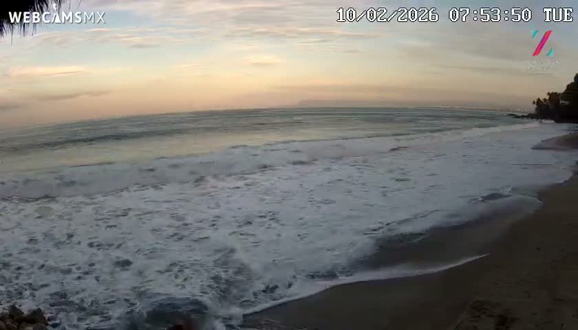 Hyatt Ziva, Playa Les Escates Beach Live Cam - Puerto Vallarta, Jalisco, Mexico