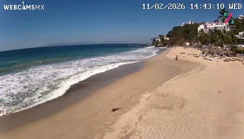 Hyatt Ziva, Playa Les Escates Beach Live Cam - Puerto Vallarta, Jalisco, Mexico