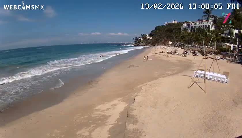 Hyatt Ziva, Playa Les Escates Beach Live Cam - Puerto Vallarta, Jalisco, Mexico