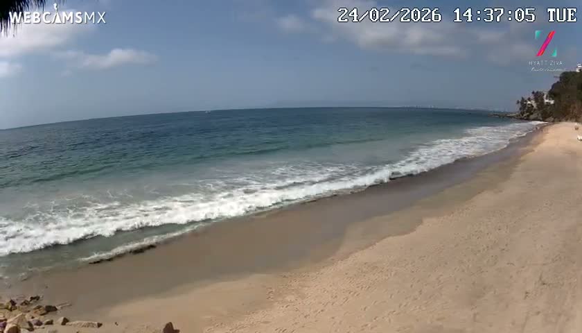 Hyatt Ziva, Playa Les Escates Beach Live Cam - Puerto Vallarta, Jalisco, Mexico