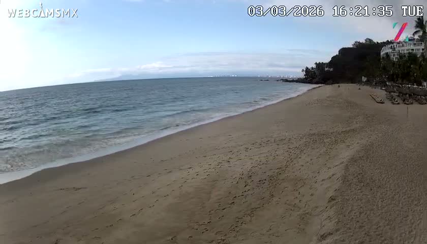 Hyatt Ziva, Playa Les Escates Beach Live Cam - Puerto Vallarta, Jalisco, Mexico
