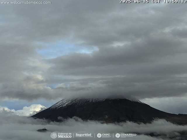 Volcán Popocatepetl Volcano from Centro Altzomoni - San Rafael,  Estado de México, Mexico