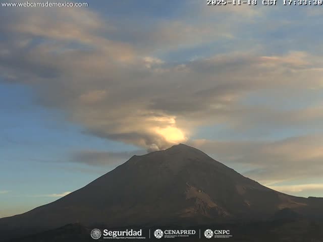 Volcán Popocatepetl Volcano from Centro Altzomoni - San Rafael,  Estado de México, Mexico
