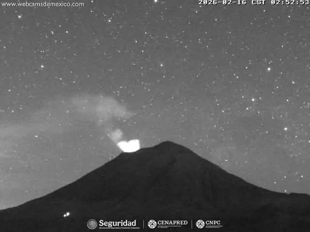 Volcán Popocatepetl Volcano from Centro Altzomoni - San Rafael,  Estado de México, Mexico