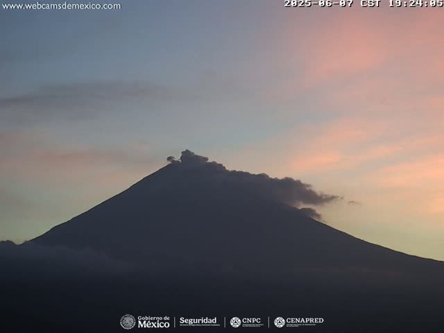 Volcán Popocatepetl Volcano Live Cam  - Tianguismanalco,  Puebla, Mexico