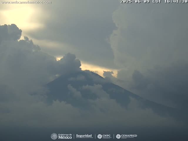 Volcán Popocatepetl Volcano Live Cam  - Tianguismanalco,  Puebla, Mexico