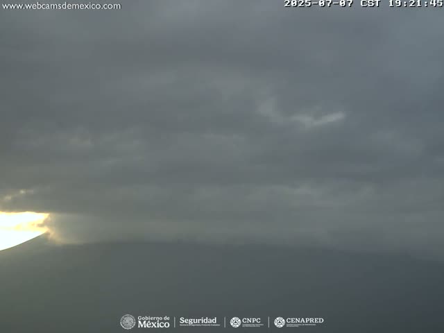 Volcán Popocatepetl Volcano Live Cam  - Tianguismanalco,  Puebla, Mexico