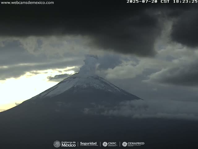 Volcán Popocatepetl Volcano Live Cam  - Tianguismanalco,  Puebla, Mexico