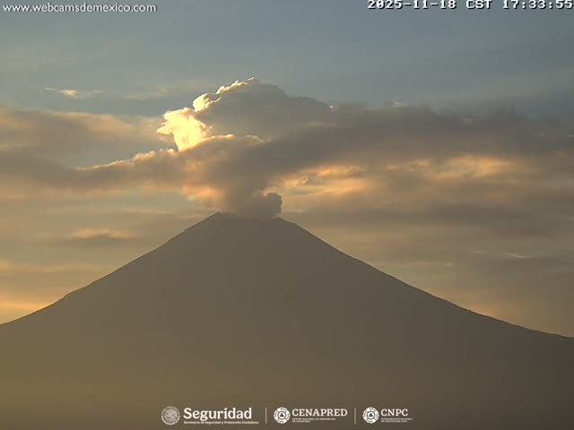 Volcán Popocatepetl Volcano Live Cam  - Tianguismanalco,  Puebla, Mexico