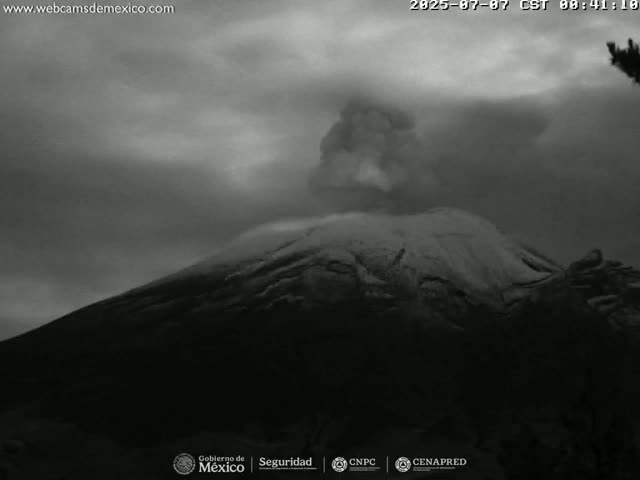 Volcán Popocatepetl Volcano from Tlamacas Live Cam  - San Nicolas de los Ranchos, Puebla, Mexico