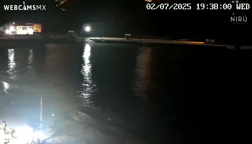La Crucecita, Bahia Santa Cruz Huatulco Beach Live Cam - Santa Maria Huatulco, Oaxaca, Mexico
