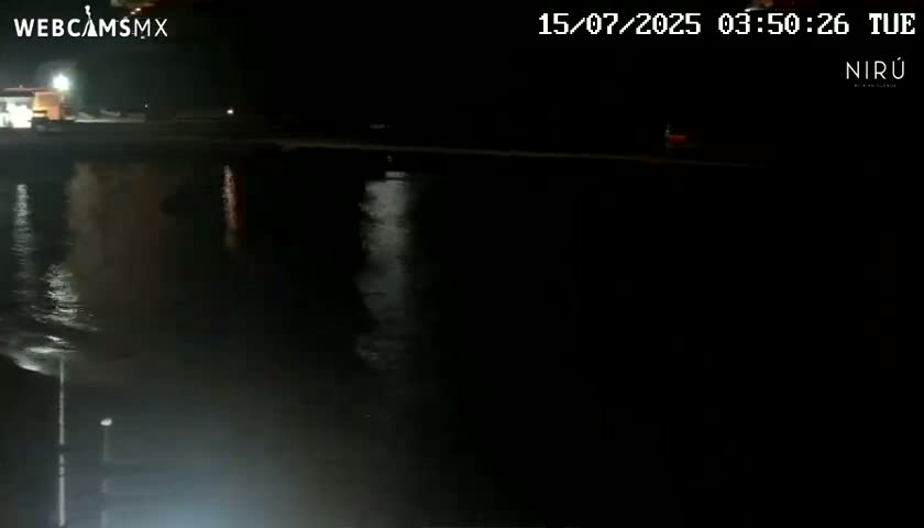 La Crucecita, Bahia Santa Cruz Huatulco Beach Live Cam - Santa Maria Huatulco, Oaxaca, Mexico