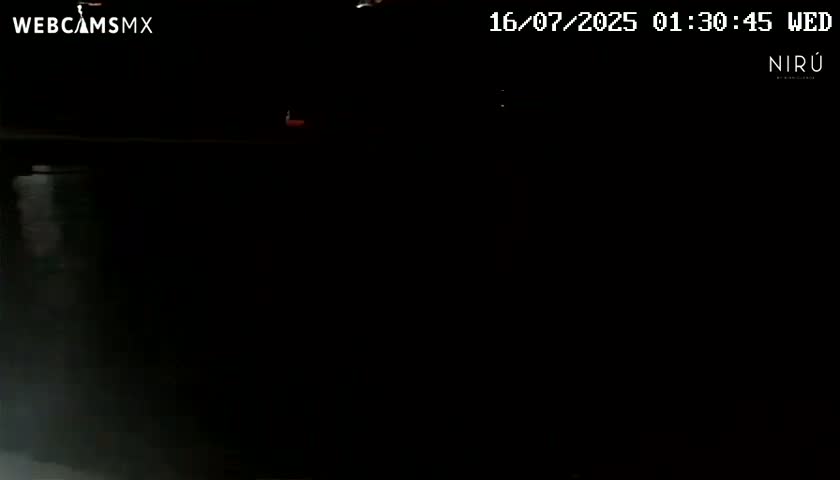 La Crucecita, Bahia Santa Cruz Huatulco Beach Live Cam - Santa Maria Huatulco, Oaxaca, Mexico