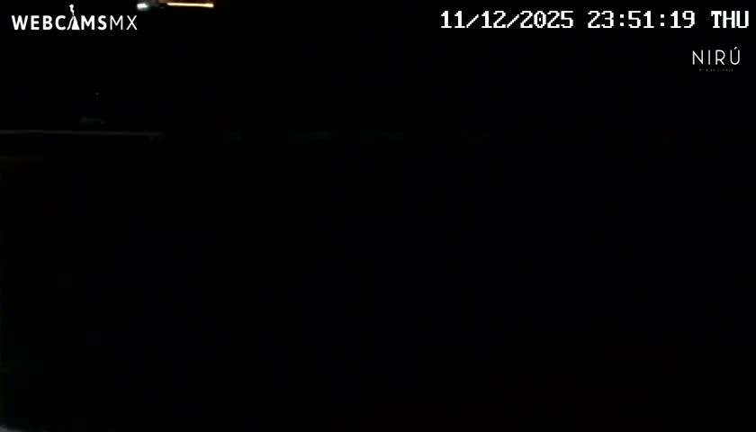 La Crucecita, Bahia Santa Cruz Huatulco Beach Live Cam - Santa Maria Huatulco, Oaxaca, Mexico
