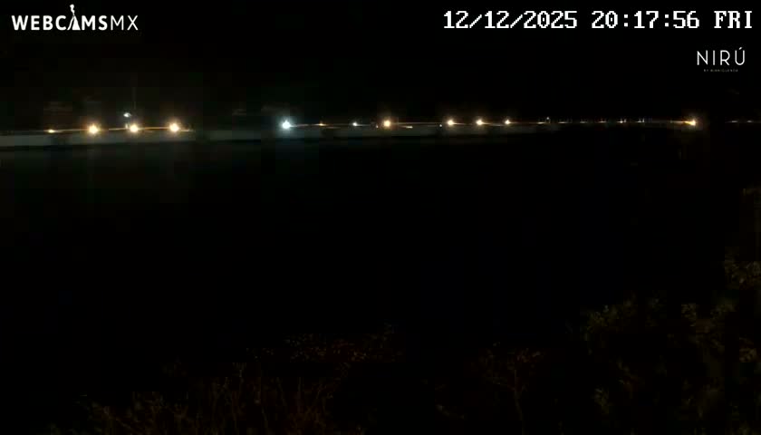 La Crucecita, Bahia Santa Cruz Huatulco Beach Live Cam - Santa Maria Huatulco, Oaxaca, Mexico