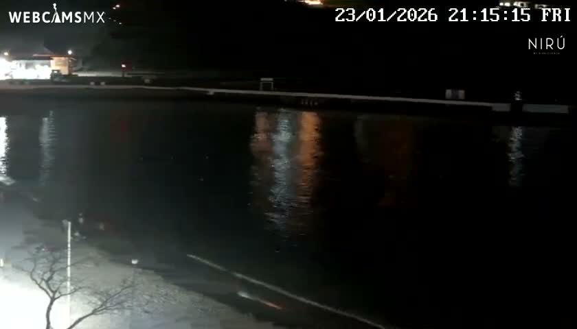 La Crucecita, Bahia Santa Cruz Huatulco Beach Live Cam - Santa Maria Huatulco, Oaxaca, Mexico