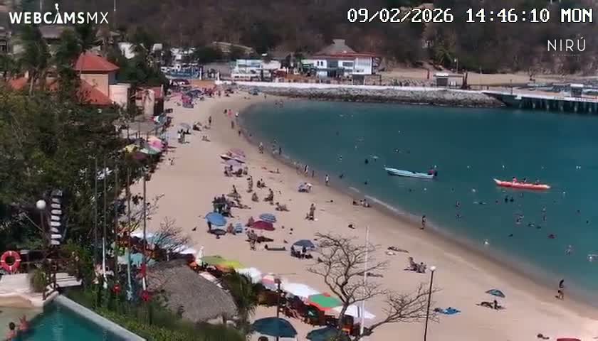 La Crucecita, Bahia Santa Cruz Huatulco Beach Live Cam - Santa Maria Huatulco, Oaxaca, Mexico