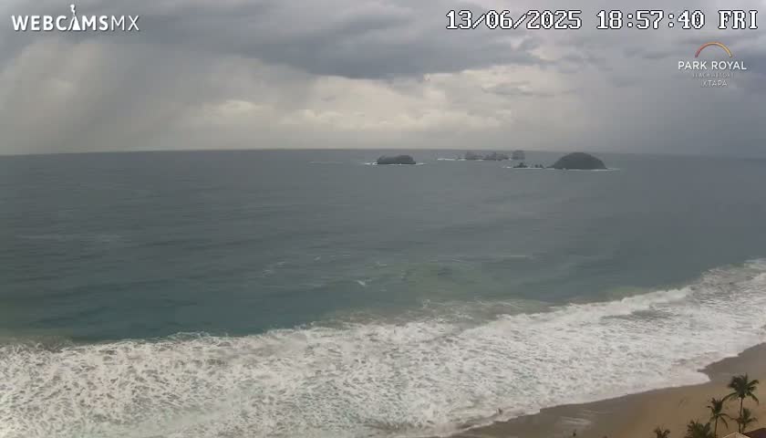 Ixtapa Zihuatanejo, Playa Ixtapa Beach live Cam - Zihuatanejo de Azueta, Guerrero, Mexico